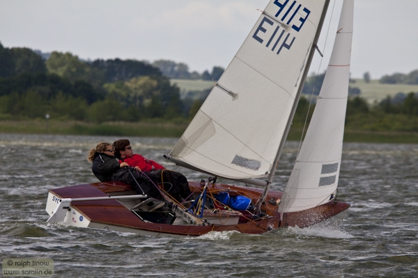 iqt028