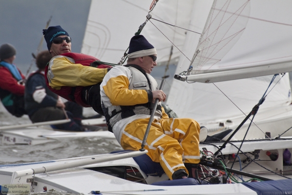 npo585