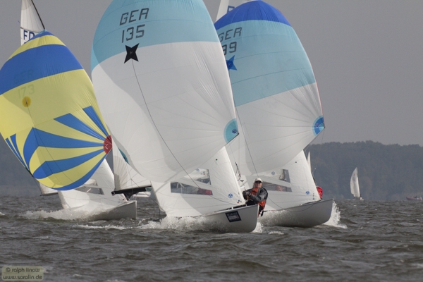npo878